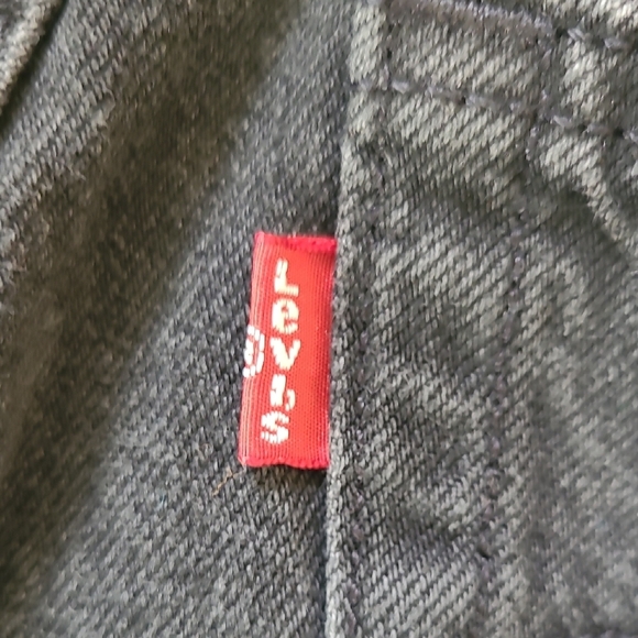 Levi's 501 Black Button-Fly Cut Off Short - Size 28 - Picture 6 of 11